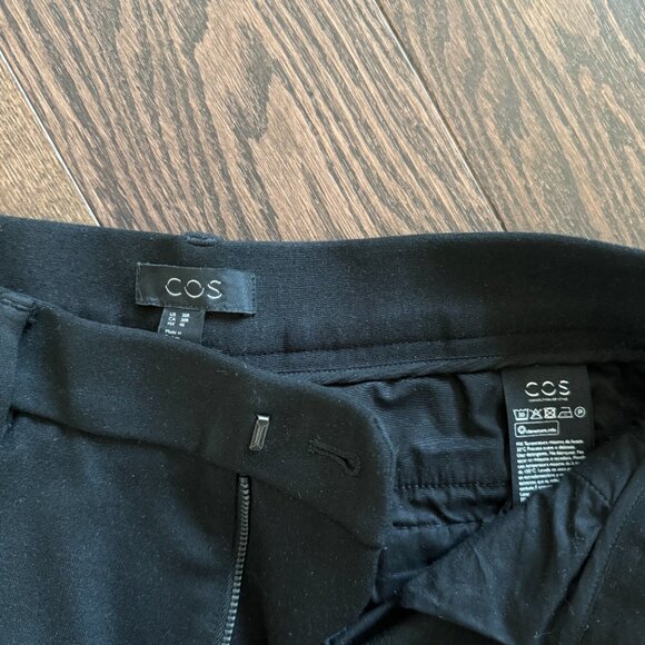 COS Black Jogger Pant - Picture 2 of 4